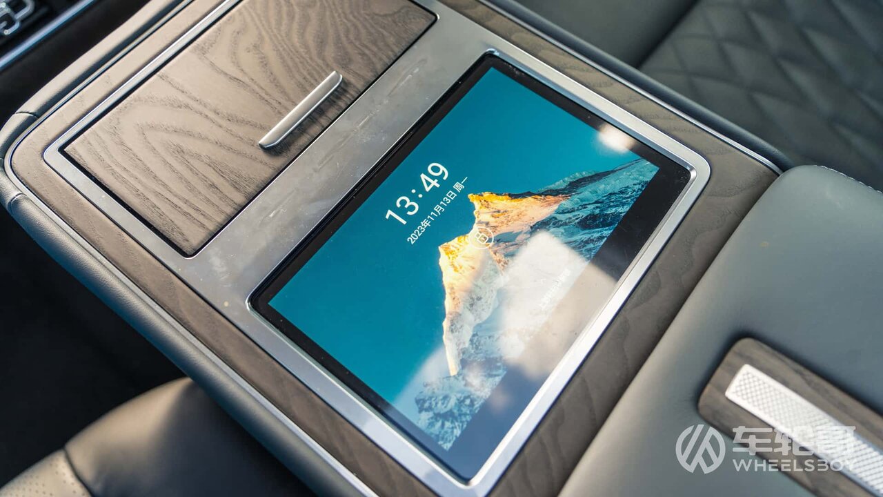 شاسیبلند غول پیکر چینی، رقیب خشن هامر آمریکایی!/ عکس