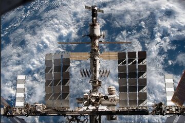 تماس با ایستگاه فضایی بین‌المللی با آنتن دست‌ساز
