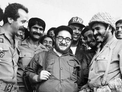 نگرانی درباره اعدام عباس هویدا/ ماجرای اختلاف خلخالی و بنی‌ صدر چه بود؟ +عکس