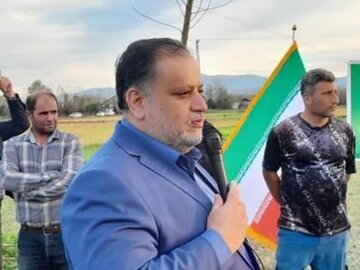 از اقداماتی که به بهبود معیشت کشاورزان منجر شود حمایت می کنیم