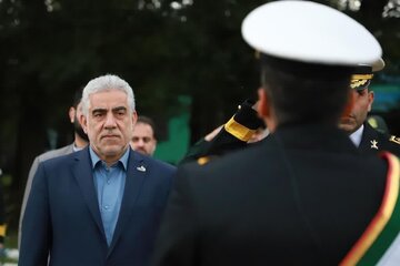 حضور نیروی دریایی ارتش و سپاه در خلیج فارس و دریای خزر مقتدرانه است