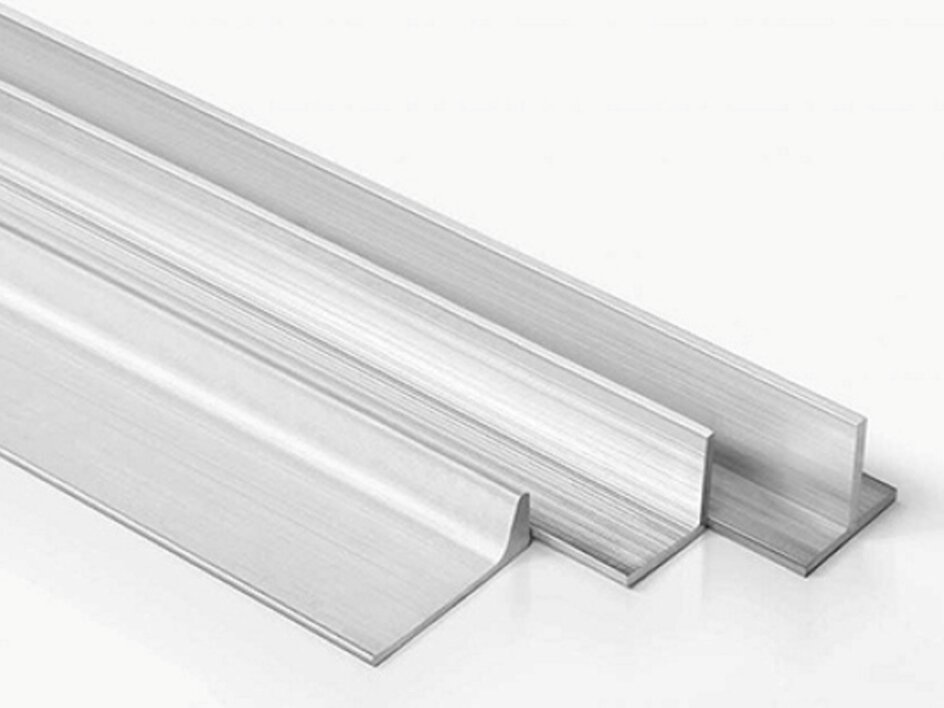 نبشی گالوانیزه و سیاه؛ کدامیک برای پروژه شما مناسب تر است؟ به همراه عکس