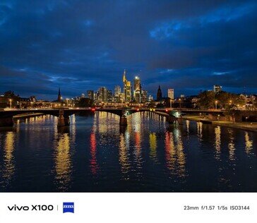 رقیب سرسخت سامسونگ/ نمونه عکسهای گوشی چینی غوغا به پا کرد!/ عکس