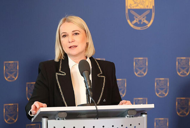 کییف گیج و سرگردان در جنگ/ زلنسکی باید تسلیم پوتین شود؟