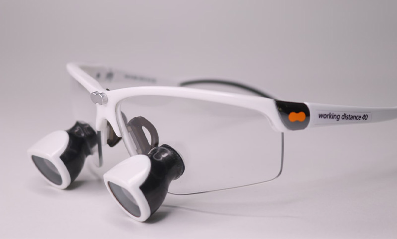 بهترین برندهای لوپ دندانپزشکی؛ 5 لوپ برتر سال 2023