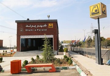 انتقاد تند به زاکانی از سوی آقای نماینده: متروی پرند را شهرداری تمام نکرد، مردم آن را تمام کردند /درباره گرانی بلیت مترو پرند به رئیسی نامه نوشتم