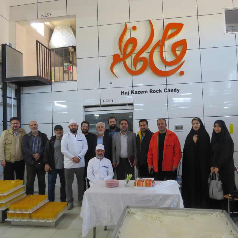 "نبات سنتی حاج کاظم" سوغاتی شیرین از کویر سمنان