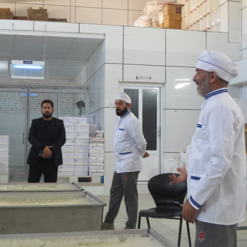 "نبات سنتی حاج کاظم" سوغاتی شیرین از کویر سمنان