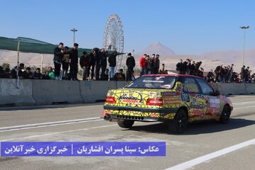 مسابقات اتومبیلرانی درگ (سرعت و شتاب)