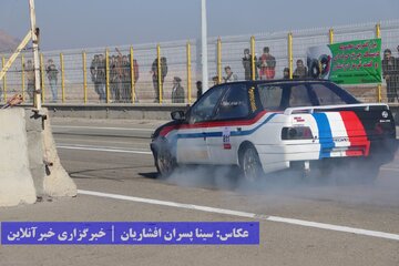 مسابقات اتومبیلرانی درگ (سرعت و شتاب)