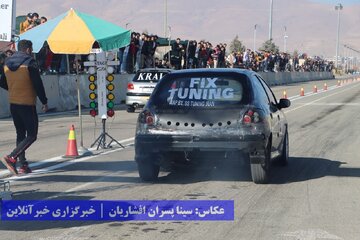 مسابقات اتومبیلرانی درگ (سرعت و شتاب)