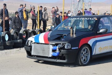 تصاویر | مسابقات کشوری اتومبیلرانی درگ (سرعت و شتاب) در ارومیه برگزار شد