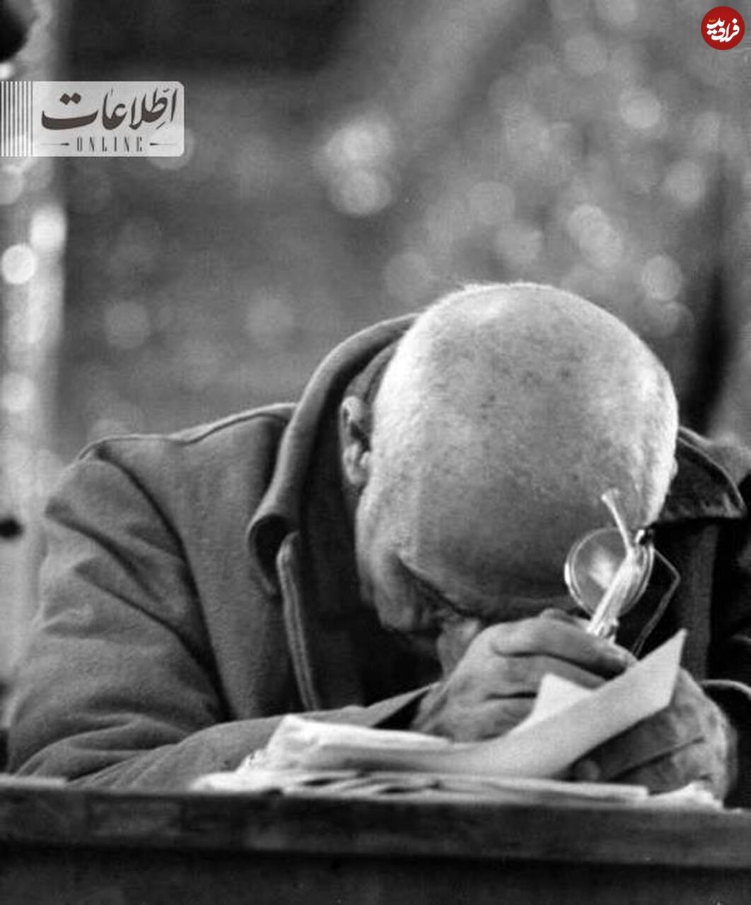 حمله قاضی دادگاه نظامی به مصدق+عکس