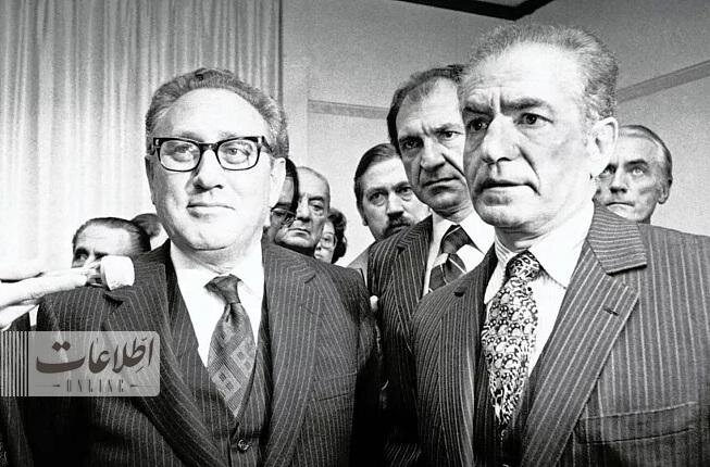 عکسی از محمدرضا پهلوی در کنار هنری کسینجر