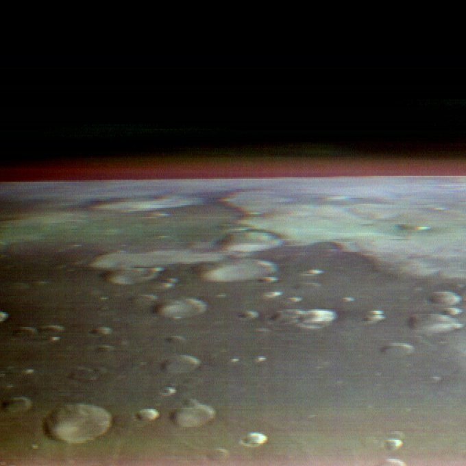 نمای شگفتانگیز افق مریخ از دید فضاپیمای ناسا/ عکس