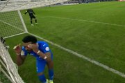 ببینید | شادی گل عجیب بازیکن الهلال روبه‌روی هواداران النصر