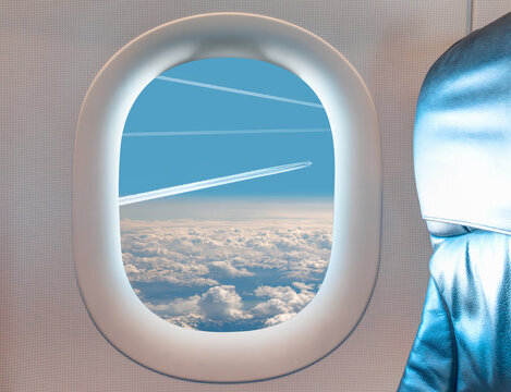 چرا پنجره هواپیما باید بیضی شکل باشد؟