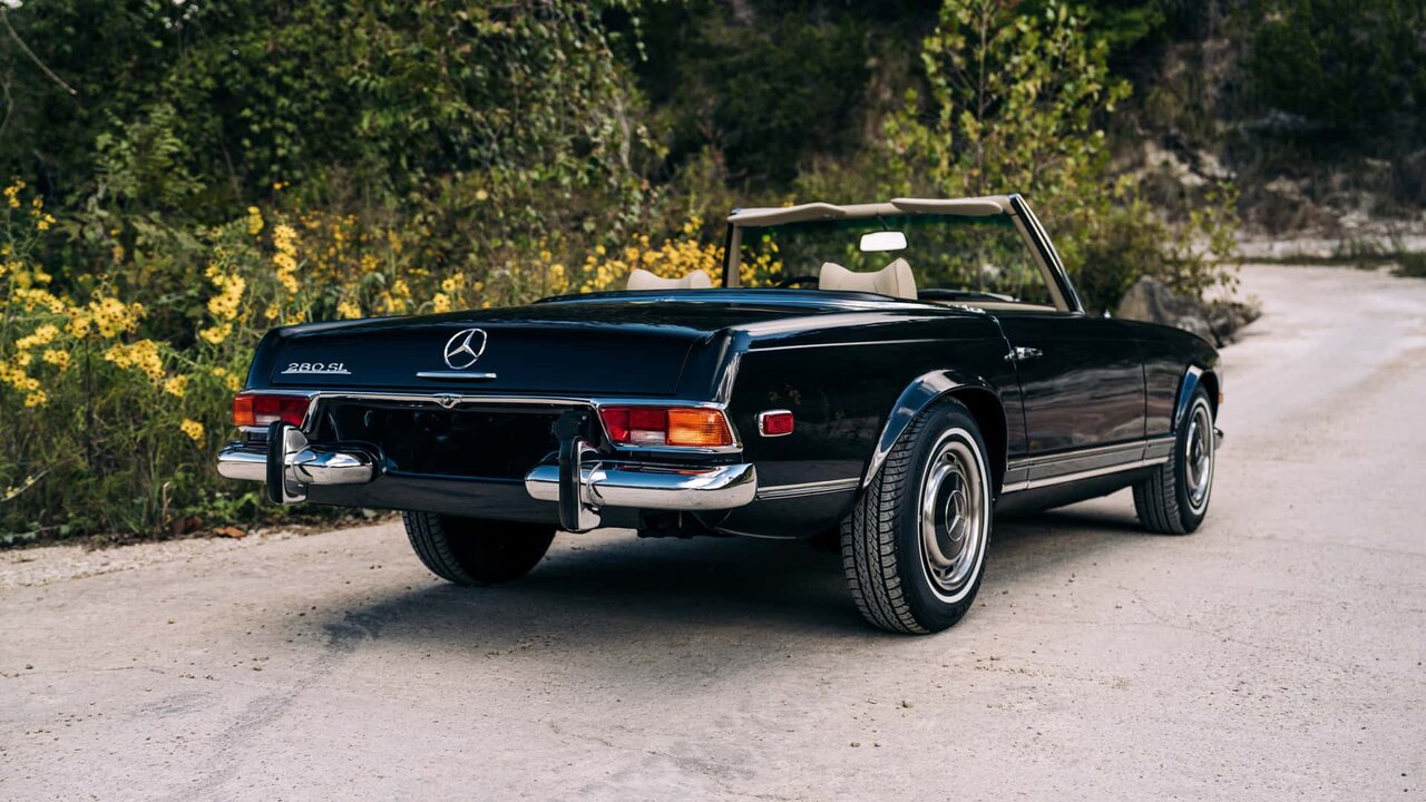 دستکاری مرسدس بنزهای قیمتی/ ۷ میلیارد ناقابل برای ارتقای یک ماشین قدیمی /عکس