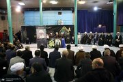 عکسی جدید از برادر سیدحسن خمینی در مراسم تشییع روحانی معروف