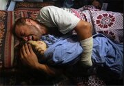 ببینید | وداع تلخ پدر فلسطینی با کودکان بی‌جانش