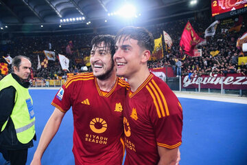 عکس| کامنت عجیب از بازیکن ایرانی برای رفیق سردار آزمون عکس| کامنت عجیب از بازیکن ایرانی برای رفیق سردار آزمون