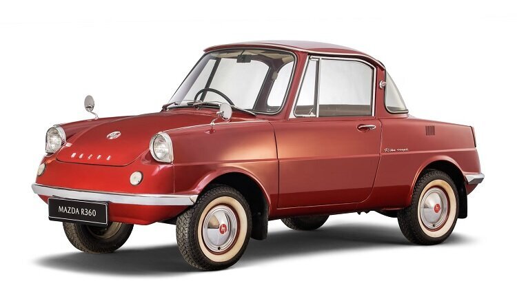 اولین ماشینی که از کارخانه مزدا بیرون آمد/ عکس