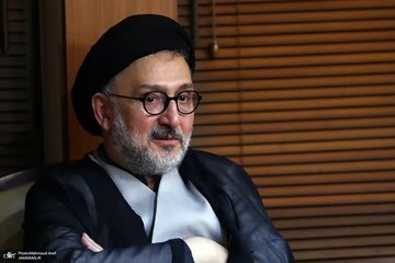 سیدمحمد خاتمی محور است؛ تمام! /واکنش ابطحی به تلاش برای ایجاد اختلاف بین اصلاح طلبان بعد از بیانیه ۱۱۰ امضایی