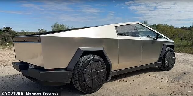 غول تازهوارد دنیای خودرو یا متفاوتترین وانت جهان/ عکس