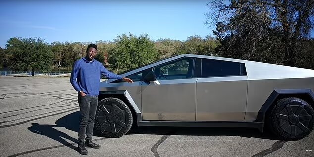 غول تازهوارد دنیای خودرو یا متفاوتترین وانت جهان/ عکس