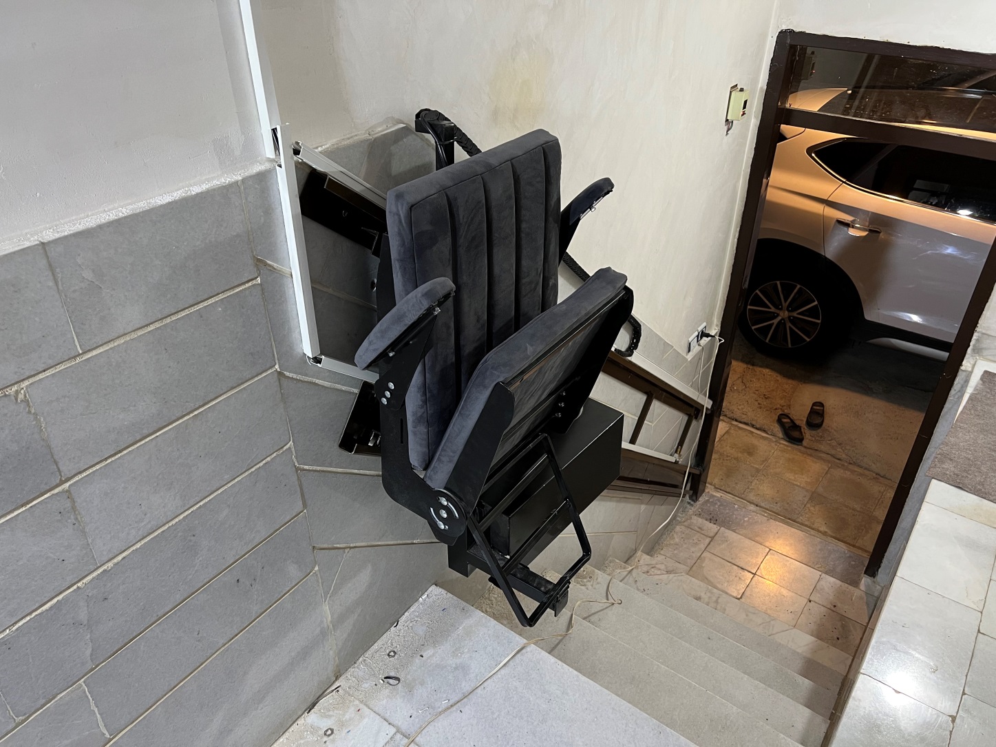 بررسی قیمت پله پیما