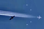 ببینید | اسکورت هواپیمای پوتین توسط جنگنده‌های سوخو هنگام عبور از آسمان ایران