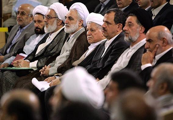 تصاویری قدیمی از آیت الله هاشمی، محسنی اژهای و اصلاح طلب معروف