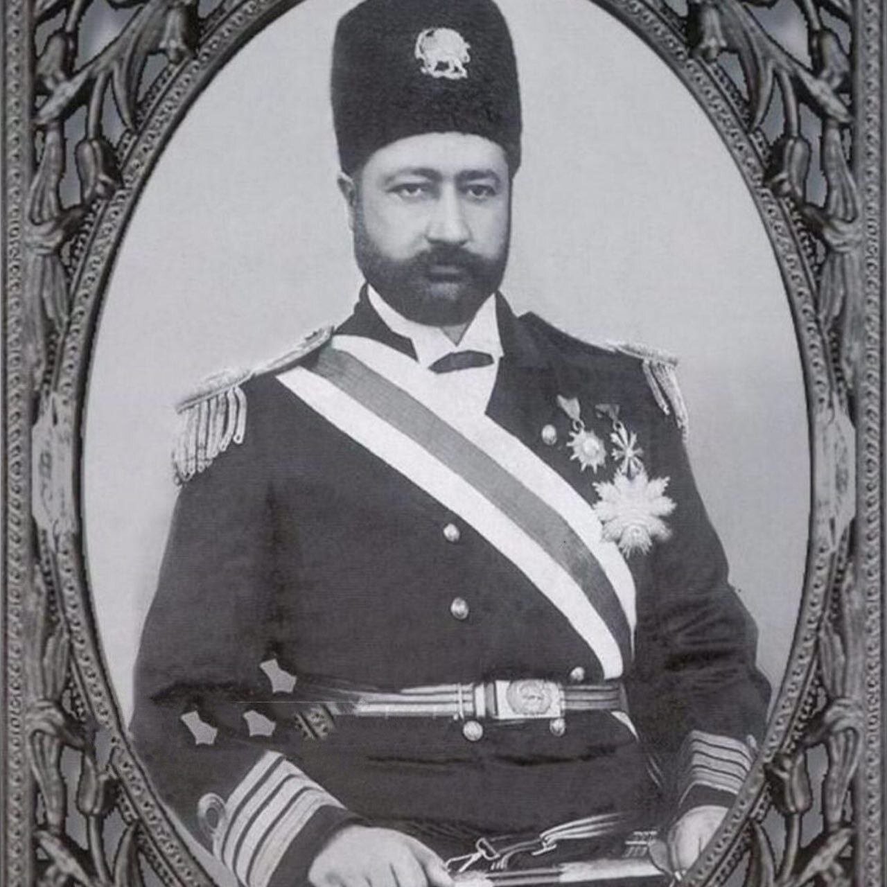 عکس دیده نشده از اولین فرمانده نیروی دریایی ایران /او به ۵ زبان مسلط بود