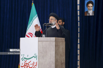 رئیسی: تاکید میکنم که باید جلوی پارتی بازی، رشوه و فساد گرفته شود / در برخورد با فساد به هیچ احدی رحم نخواهم کرد