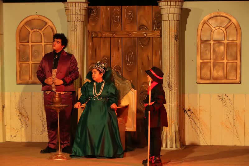 نمایش کودک نیمه گمشده در تالار آفتاب سمنان