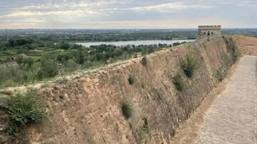 عامل عجیبی که از دیوار بزرگ چین محافظت میکند 3 china-wall.jpg