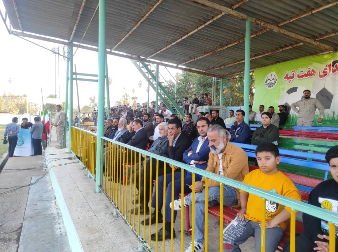 قهرمانی تیم فوتبال نیشکر هفت تپه در مسابقات طرح نیشکر