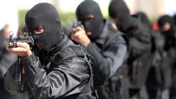 تصاویر | اولین قاب‌ها از متهم و گروگانگیری مقابل مجتمع تجاری پالادیوم تهران