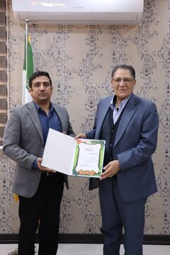 تجلیل از مدیرکل ورزش و جوانان استان خوزستان
