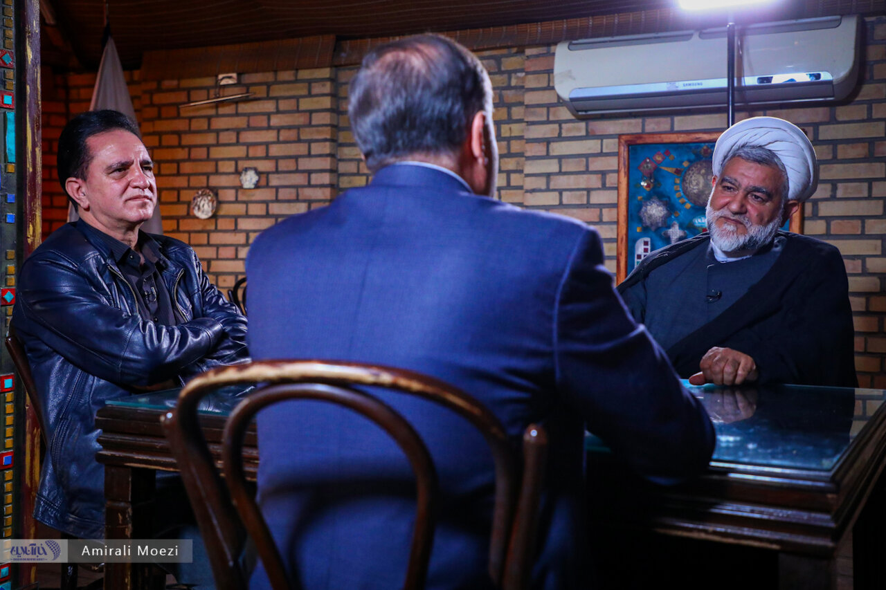 مناظره داغ در «کافه خبر» / نوروزی: طرح صیانت ذبح شد، مردم را ترساندند، قالیباف هم فشار آورد / نوری قزلجه: خیر، این طرح خیلی ترسناک بود 4