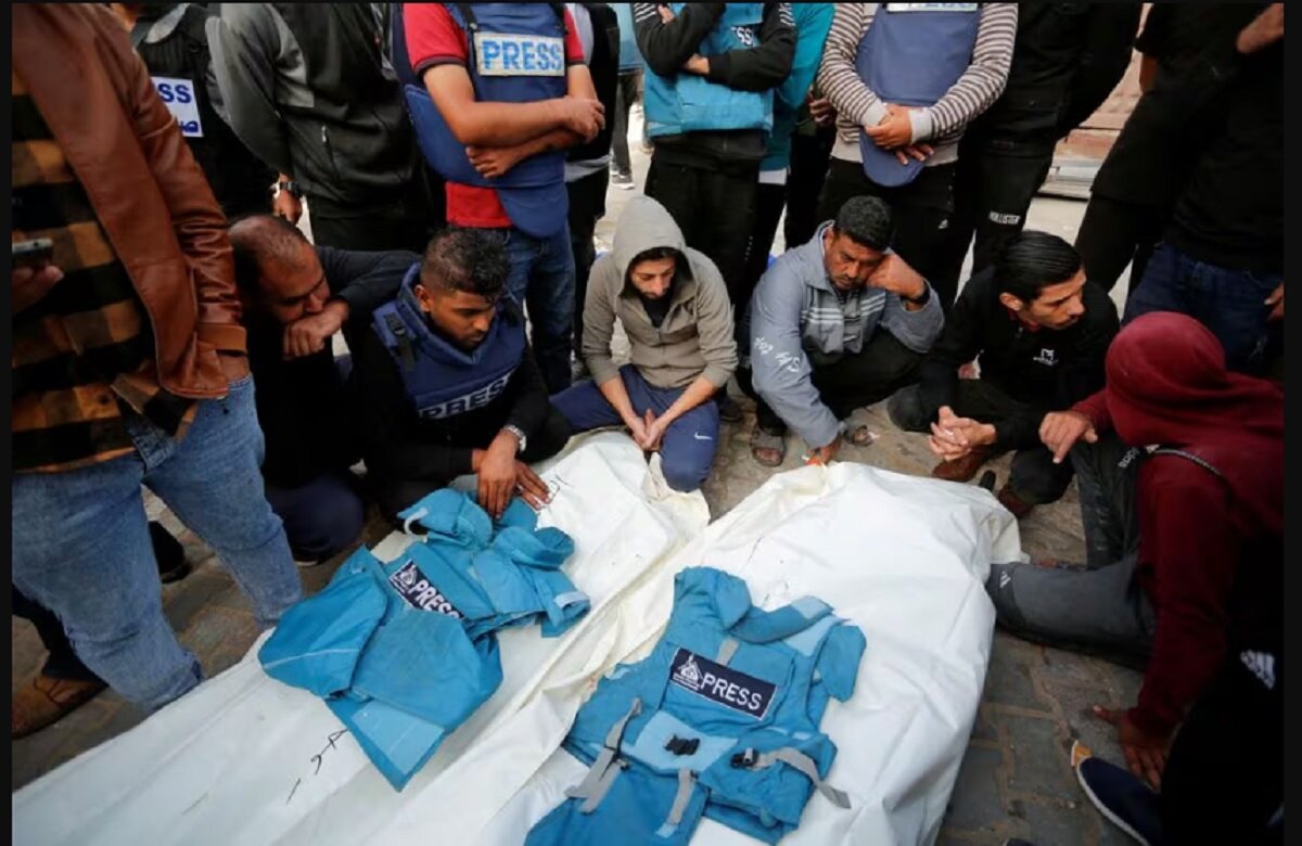 کشتار روزنامهنگاران غزه به دست ارتش اسرائیل/ چرا صهیونیستها خبرنگاران را قتل عام میکنند؟