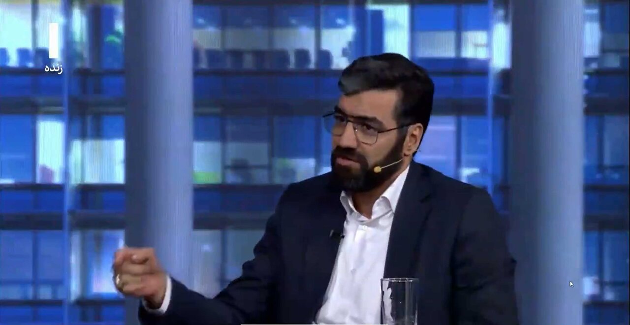 ببینید | جمله عجیب مدیر شبکه چهار روی آنتن زنده درباره دلیل اصلی غیبت علیخانی، مدیری، رامبدجوان و سروش صحت از تلویزیون