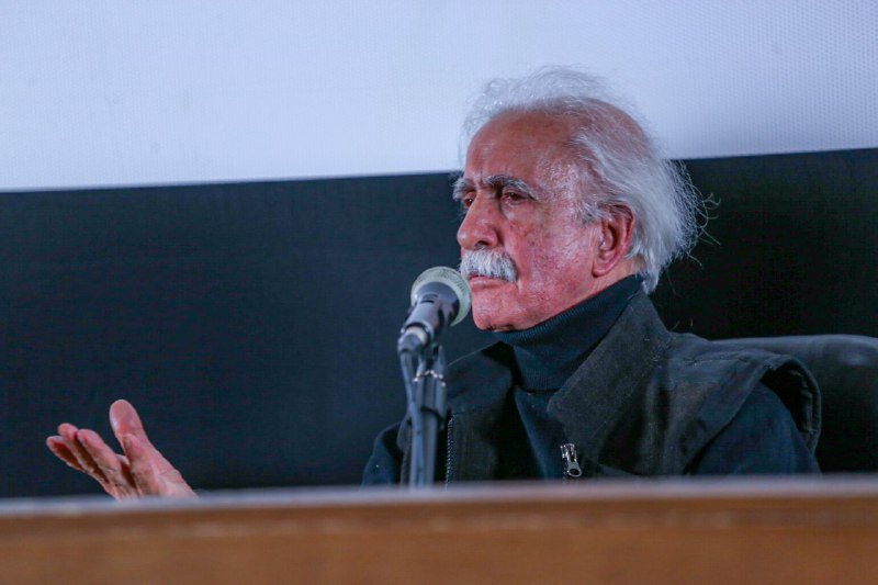 محمدرضا اصلانی: کسی از من نمیپرسد چرا دیگر فیلم نمیسازم/در تلاشم وجوه شاعرانه این جهان را کشف کنم/عطارپور: «جام حسنلو» یکی از برترین آثار تاریخی است