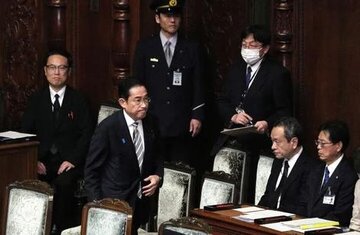 استعفای 4 عضو ارشد کابینه ژاپن در پی افشای فساد مالی