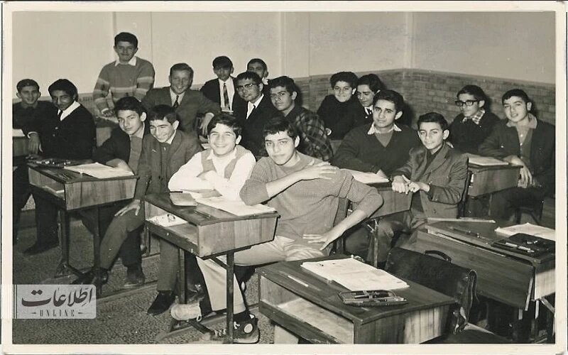 تفاوت مدرسه رفتن بچه‌ها از دوران قاجار تا دهه ۶۰/ عکس