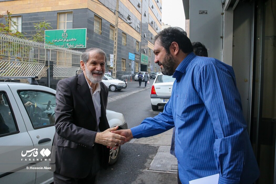 عکسی از خودرو صادق محصولی، مردی با ثروت نجومی!