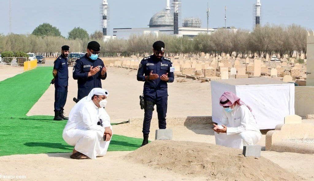 عکس | مزار ساده امیر کویت؛ سفر از قصری با شکوه به قبری خاکی