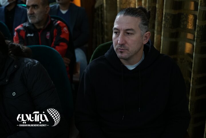 مراسم خاکسپاری مادر محمدحسین میثاقی