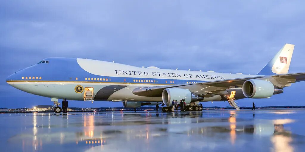 گرانقیمتترین جت شخصی دنیا زیر پای جو بایدن!/ عکس