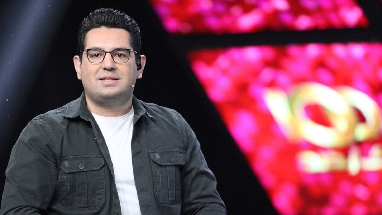 بازگشت محمدرضا احمدی به گزارشگری فوتبال با الکلاسیکو + فیلم